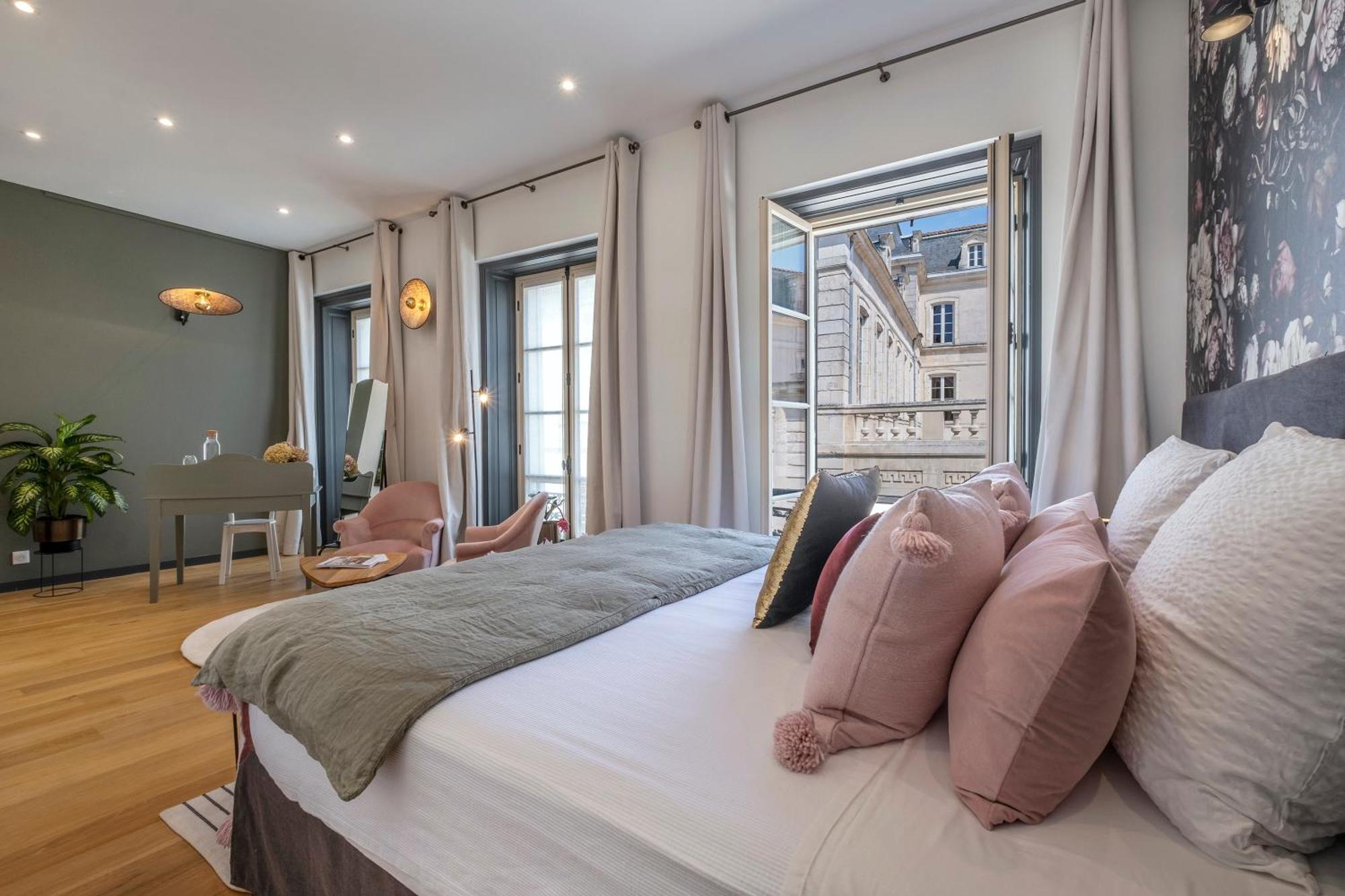 Escale Rochelaise B&B, Spa Bain Nordique Et Sauna Tonneau La Rochelle  Exteriör bild